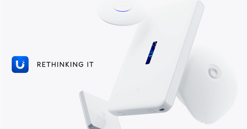 Ubiquiti Indoor/outdoor 2K PoE camera with pan-tilt-zoom fun